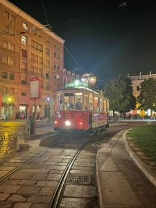In tram storico nella notte di Torino