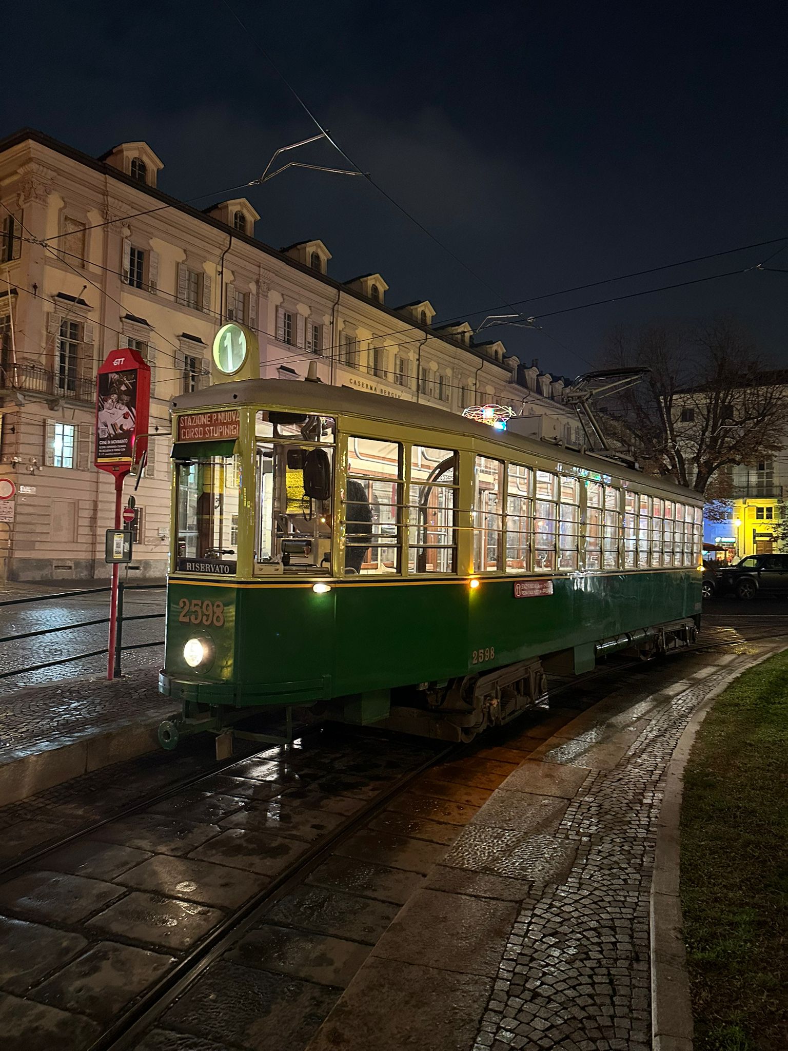 Tram 2598