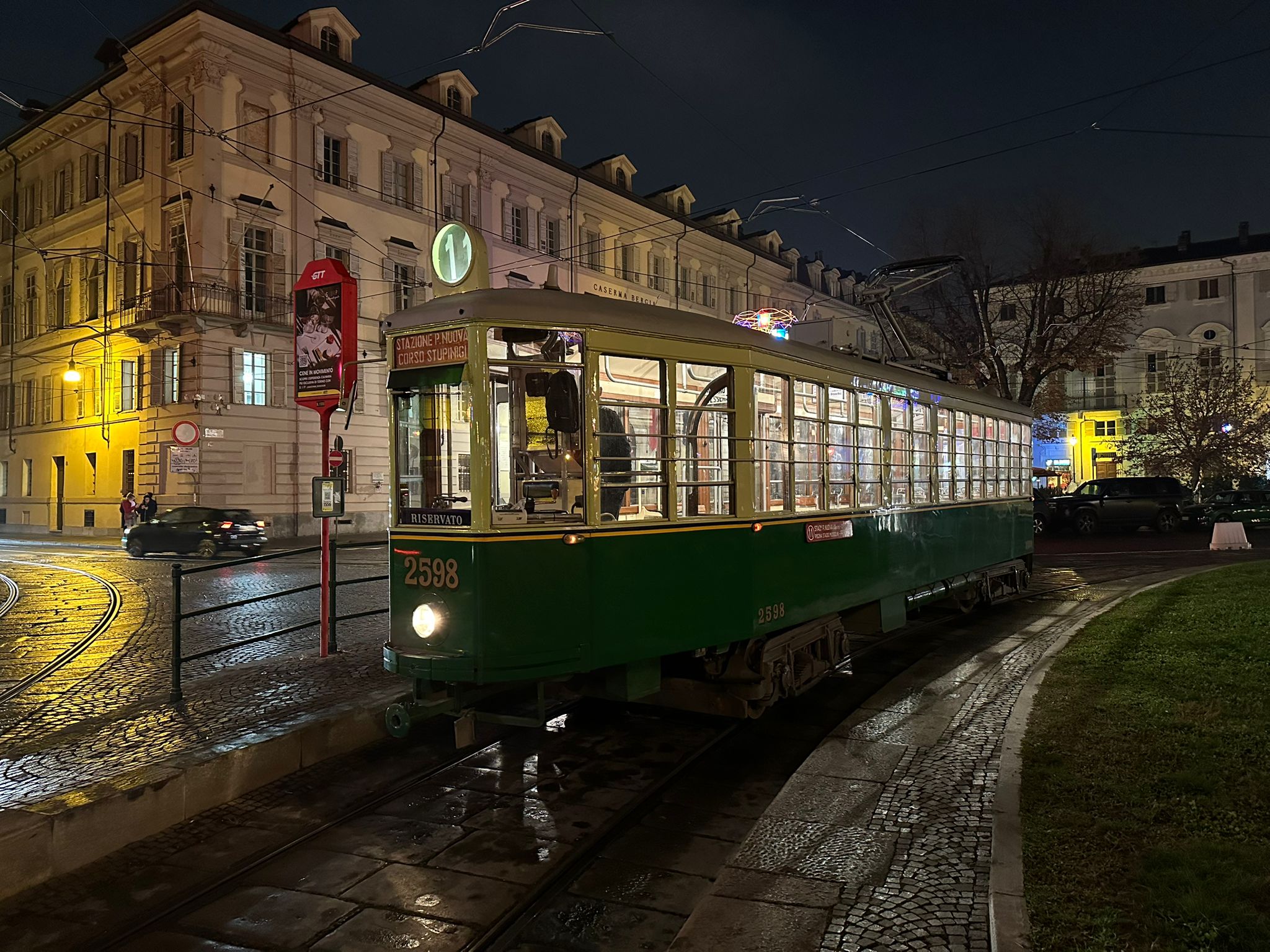 Tram 2598