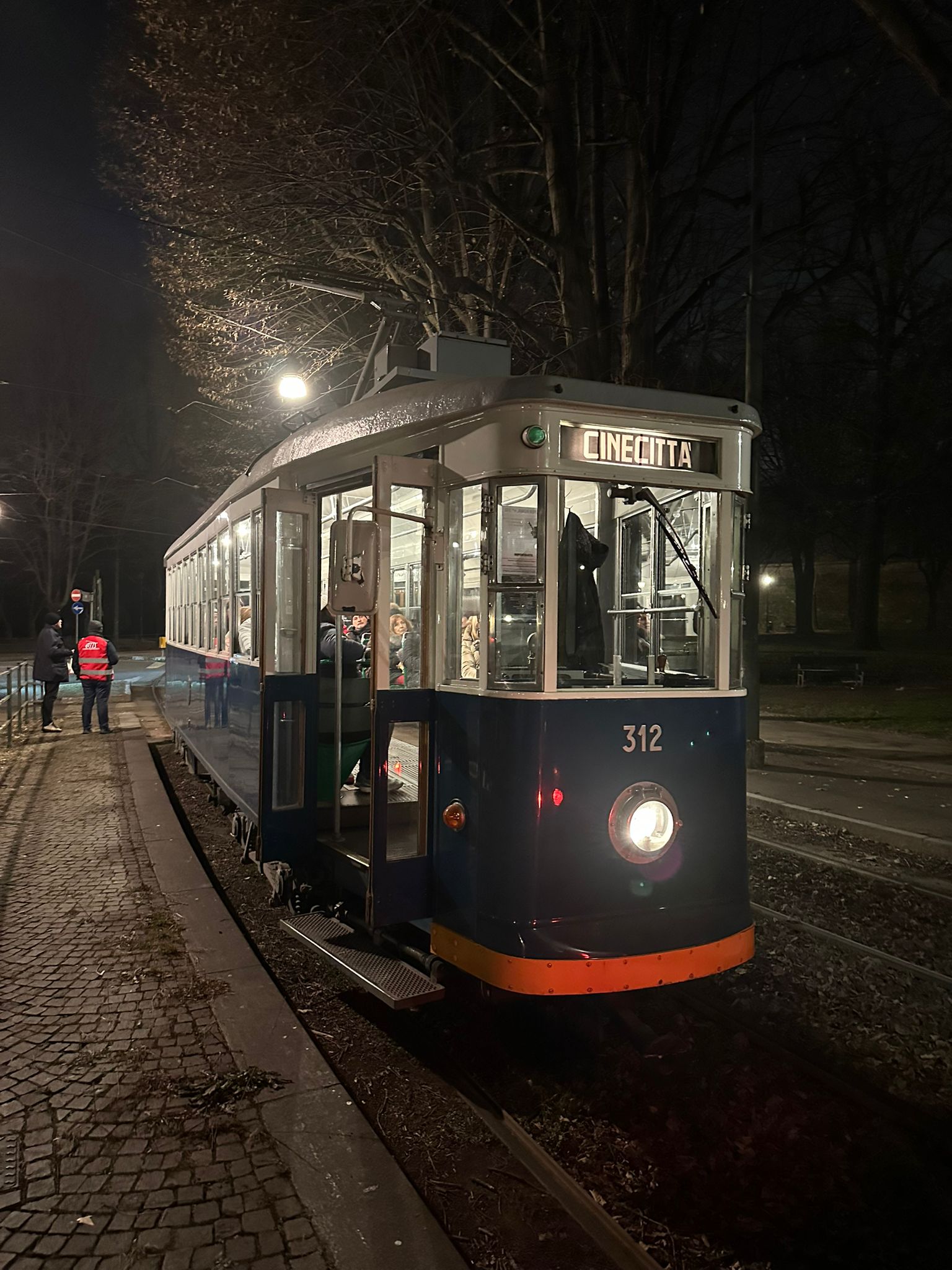 Tram 312