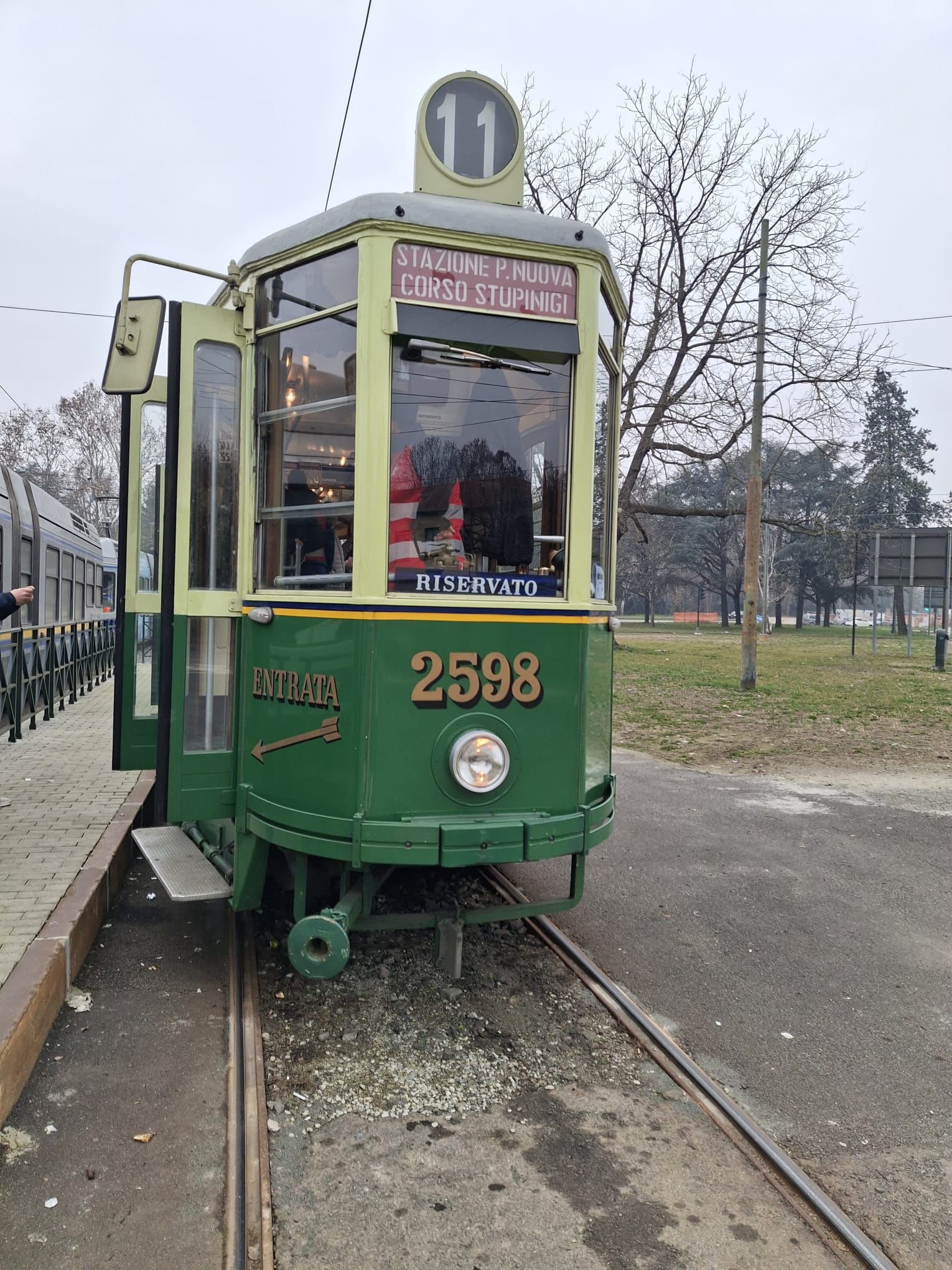 Tram 2598