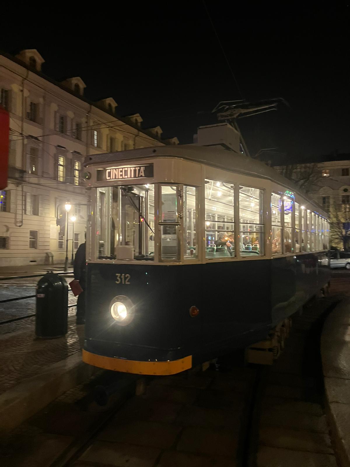 Tram 312