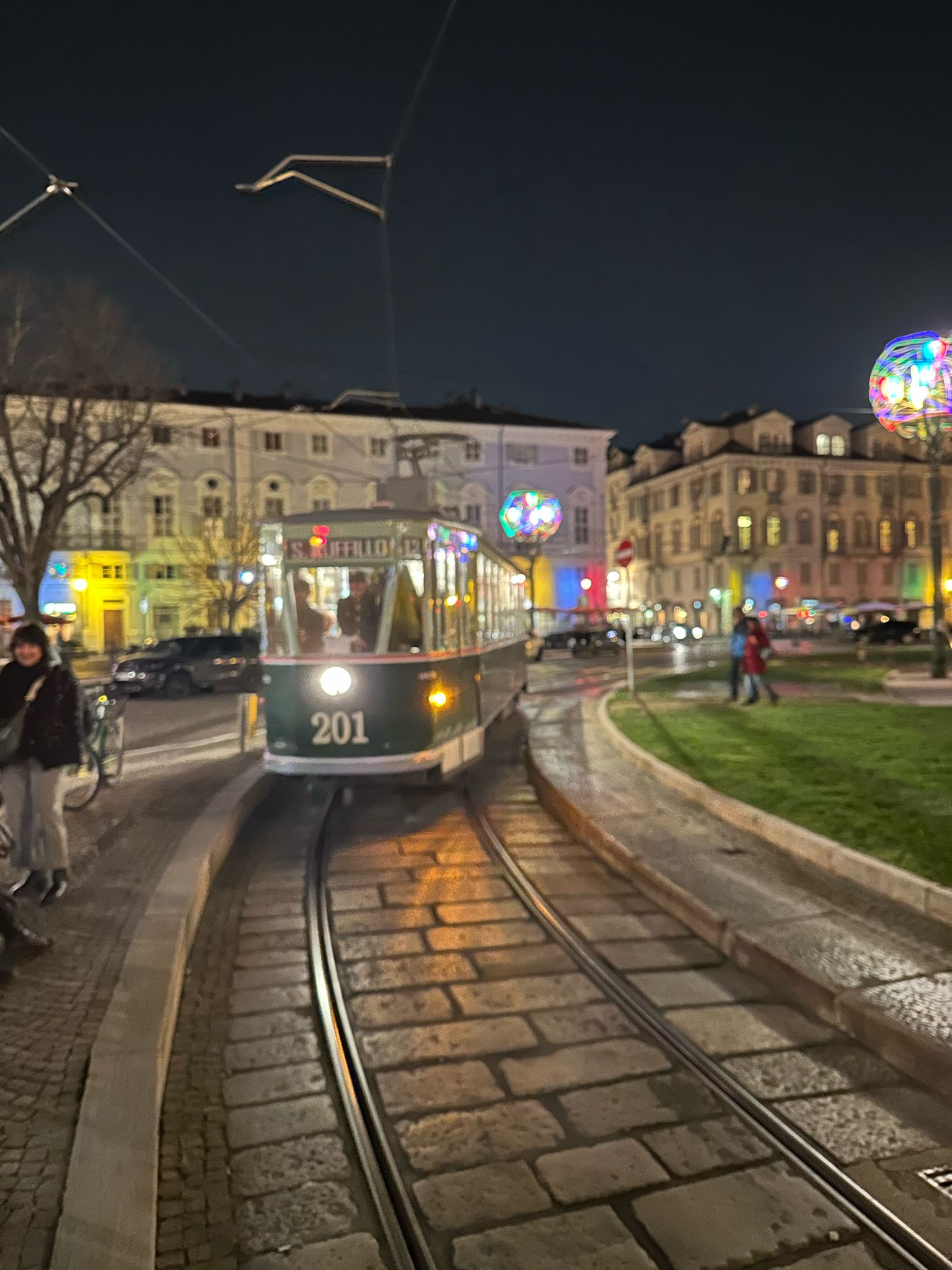 Tram 201